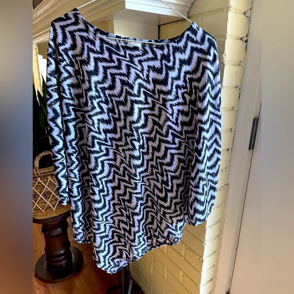 Chicos poncho one size black and white flowy top/tunic